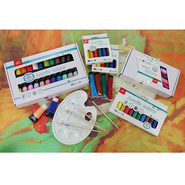 Acrylic color in tube with color box